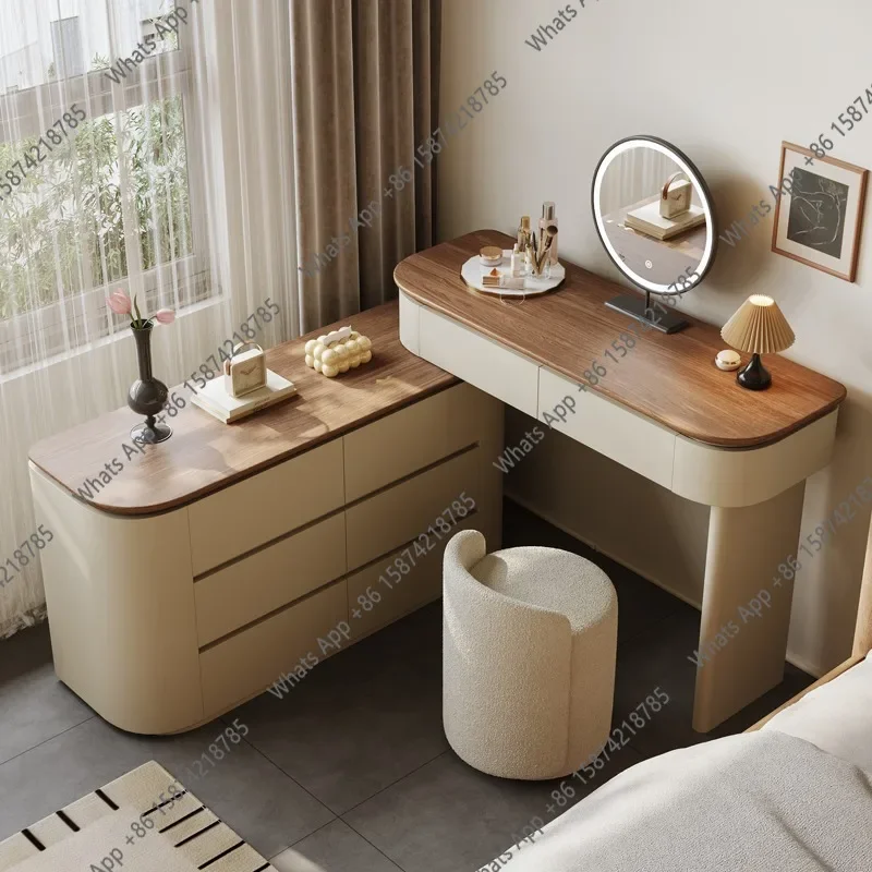 Dressing Table Vanity With Lighted Mirror - BJ C ライトミラー付きドレッシングテーブル 高級メイクアップ イタリアンスタイル バニティテーブルデザイン