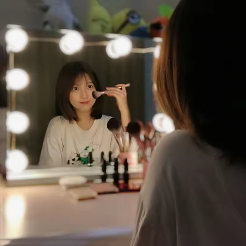 USB LEDハリウッドバニティランプ、取り外し可能な化粧鏡 - Dressing Table Vanity With Lighted Mirror のレビューと価格