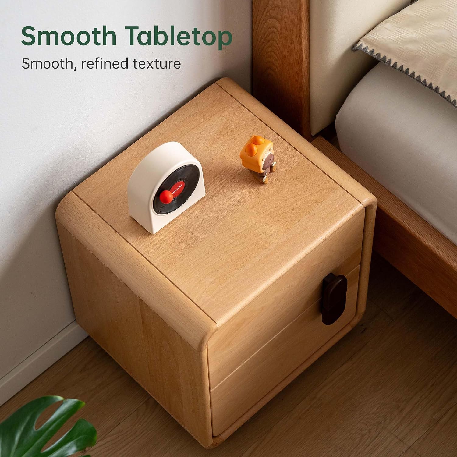 無垢材を使用した2段引き出しのナイトテーブル。丸みを帯びた角 - Solid Wood Nightstand 2 Drawers のレビューと価格