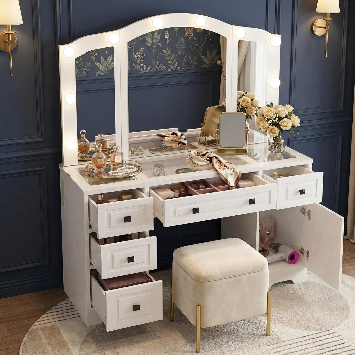ライト付き化粧台、三面鏡、5つの引き出し、コンセント付き | - Dressing Table Vanity With Lighted Mirror のレビューと価格