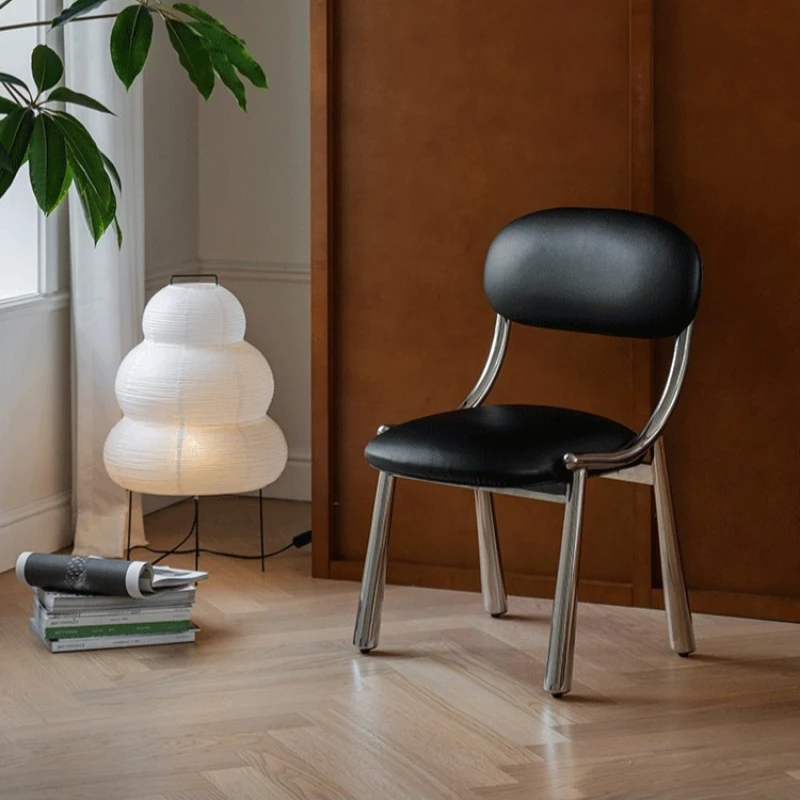 ファッショナブルでミニマリストなドレッシングスツール、女性用 - Bedroom Furniture のレビューと価格
